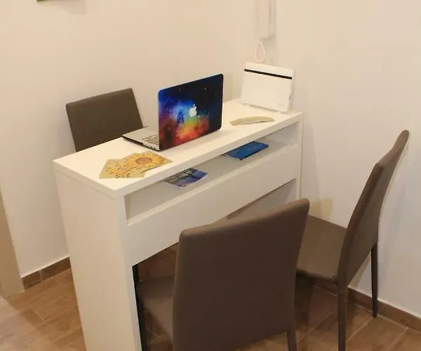 Alojamento de Acomodação e Pequeno-almoço Alleria Pozzuoli